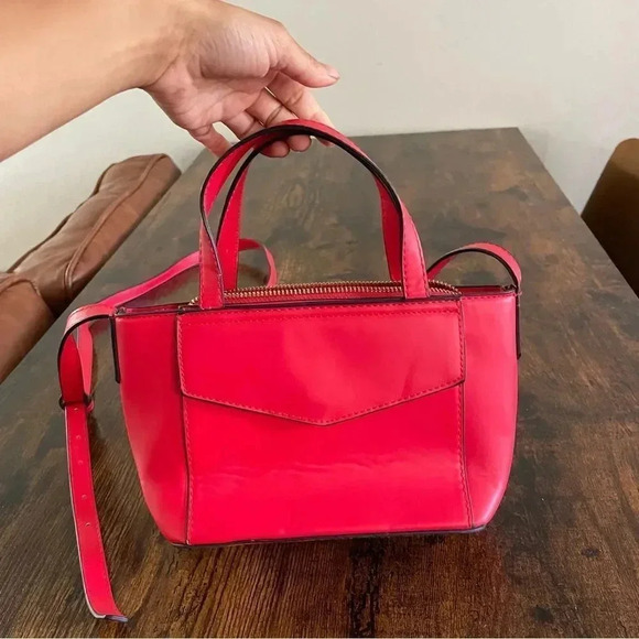 Target Red Cross body purse - Picture 1 of 12